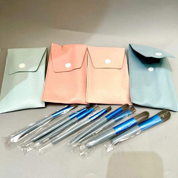 KIT DE BROCHAS PERSONALES